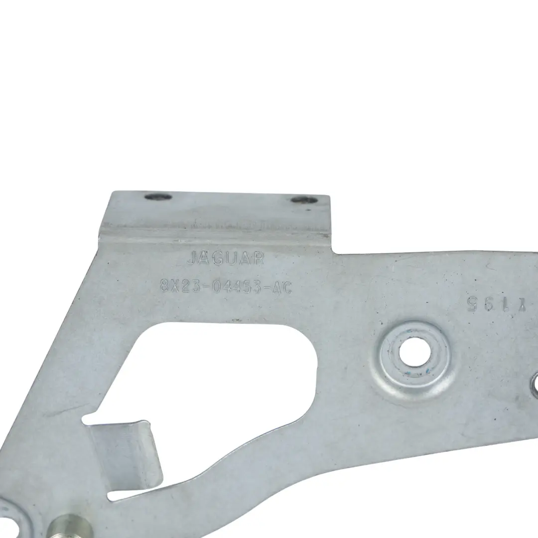 Jaguar XF X250 Uchwyt Mocowanie Zmieniarki CD Prawe - SKU 8X23-04453-AC - Numer Części 8X23-04453-AC