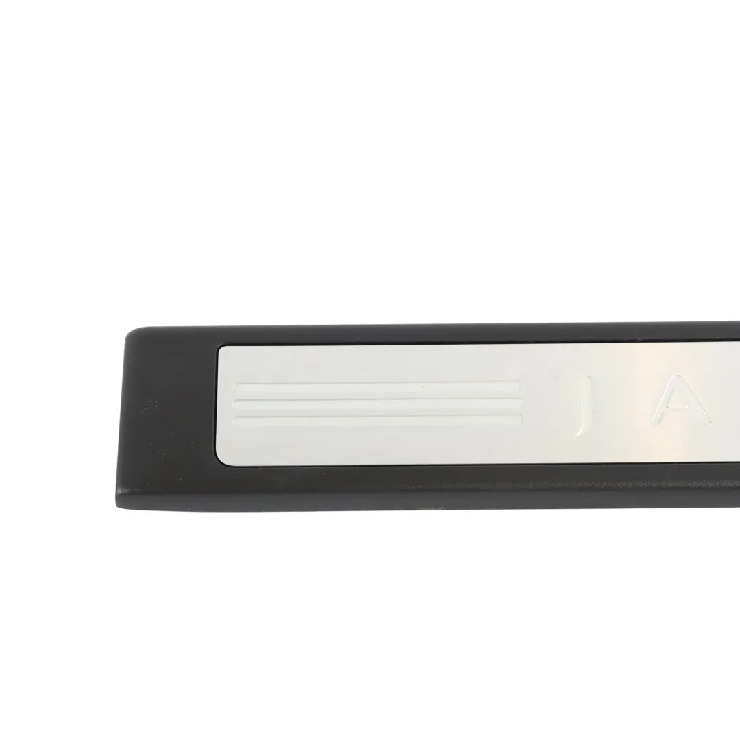 Garniture Seuil Porte Avant Droite F pour Jaguar XF X250 à propos du numéro de pièce 8X23-13200-A Jaguar XF X250 Garniture Seuil Porte Avant Droite F - SKU 8X23-13200-A - Numéro de pièce 8X23-13200-A