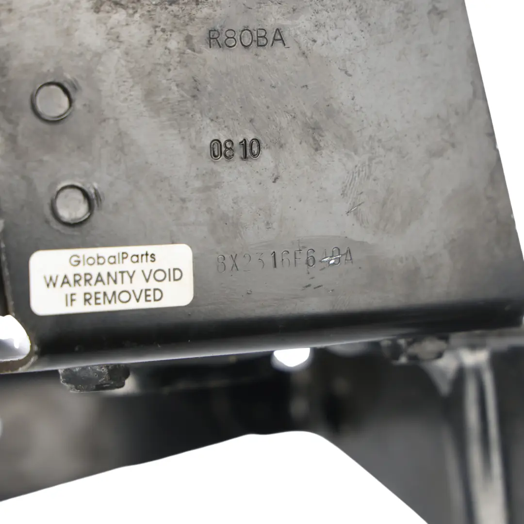Hood Bonnet Actuator Bracket Mount Holder Right O/S to Jaguar XF X250 with Part number 8X23-16F640-A Jaguar XF X250 Hood Bonnet Actuator Bracket Mount Holder Right O/S - SKU 8X23-16F640-A - Part number 8X23-16F640-A
