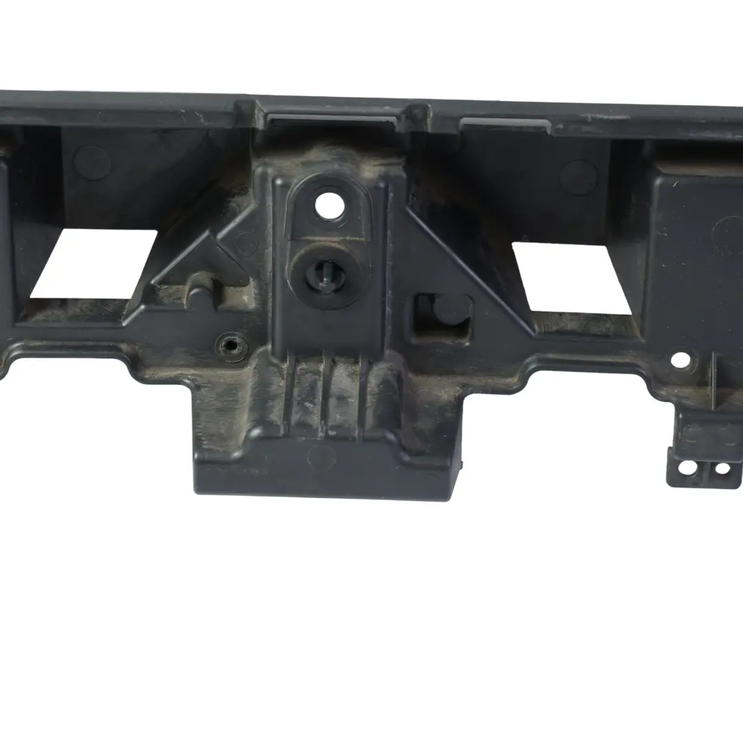 Staffa Supporto Centrale Paraurti Posteriore per Jaguar XF X250 con numero di parte 8X23-17B861-AE Jaguar XF X250 Staffa Supporto Centrale Paraurti Posteriore - SKU 8X23-17B861-AE - Numero di parte 8X23-17B861-AE