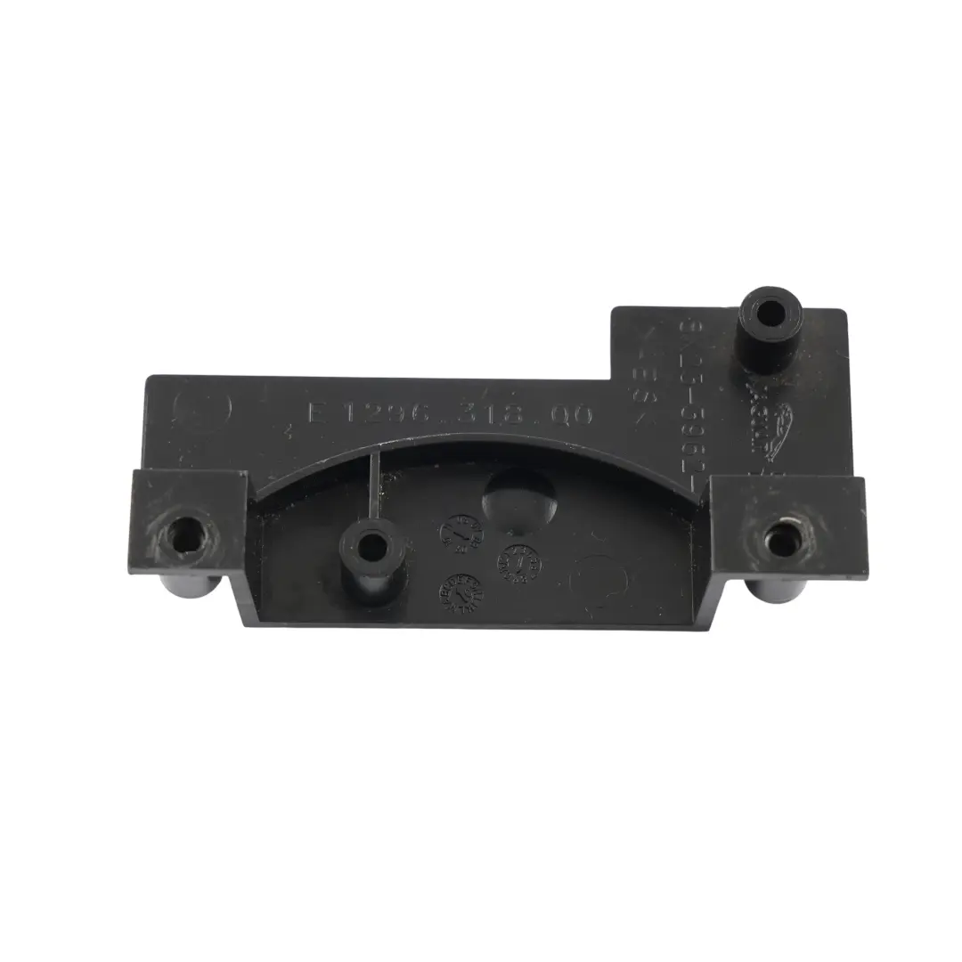 Jaguar XF X250 Keyless Entry Zentralverriegelung Antenne Halterung - SKU 8X23-3962-A - Teilenummer 8X23-3962-A