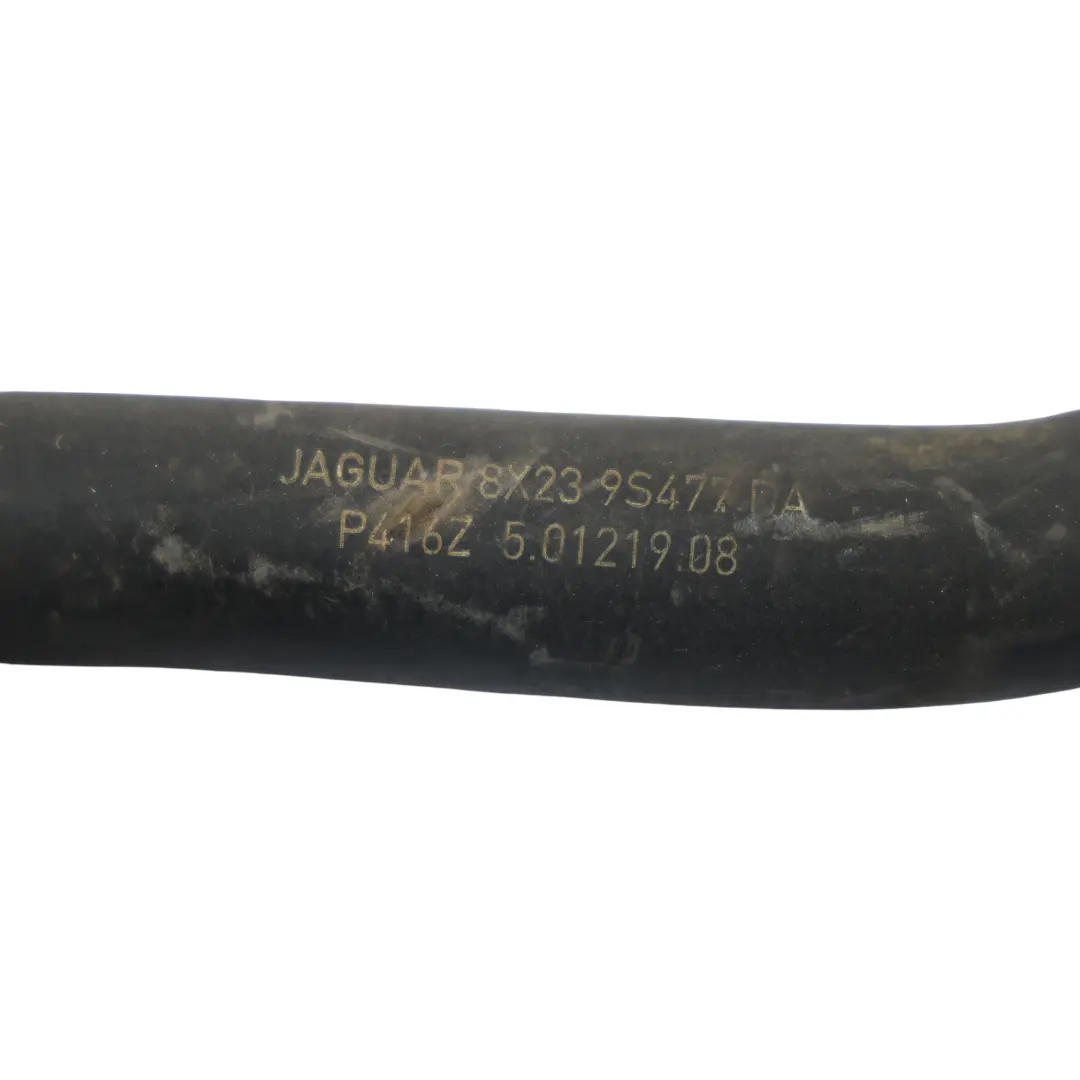 Manguera Salida Bomba Aire Secundario SAI para Jaguar XF X250 con número de pieza 8X23-9S477-DA Jaguar XF X250 Manguera Salida Bomba Aire Secundario SAI - SKU 8X23-9S477-DA - Número de pieza 8X23-9S477-DA
