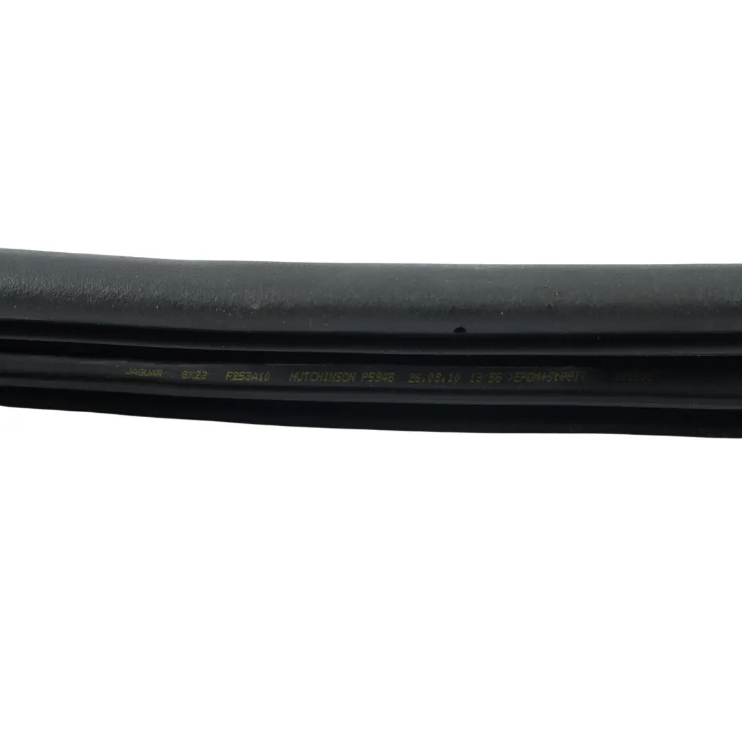 Jaguar XF X250 Joint Caoutchouc Porte Arrière Gauche 8X23-F253A10 - SKU 8X23-F253A10-AF - Numéro de pièce 8X23-F253A10-AF