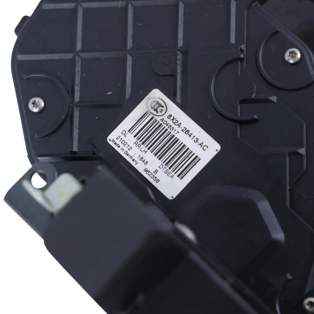 Range Rover Sport L320 Cerradura Puerta Trasera Izquierda - SKU 8X2A-26413-AC-1 - Número de pieza 8X2A-26413-AC