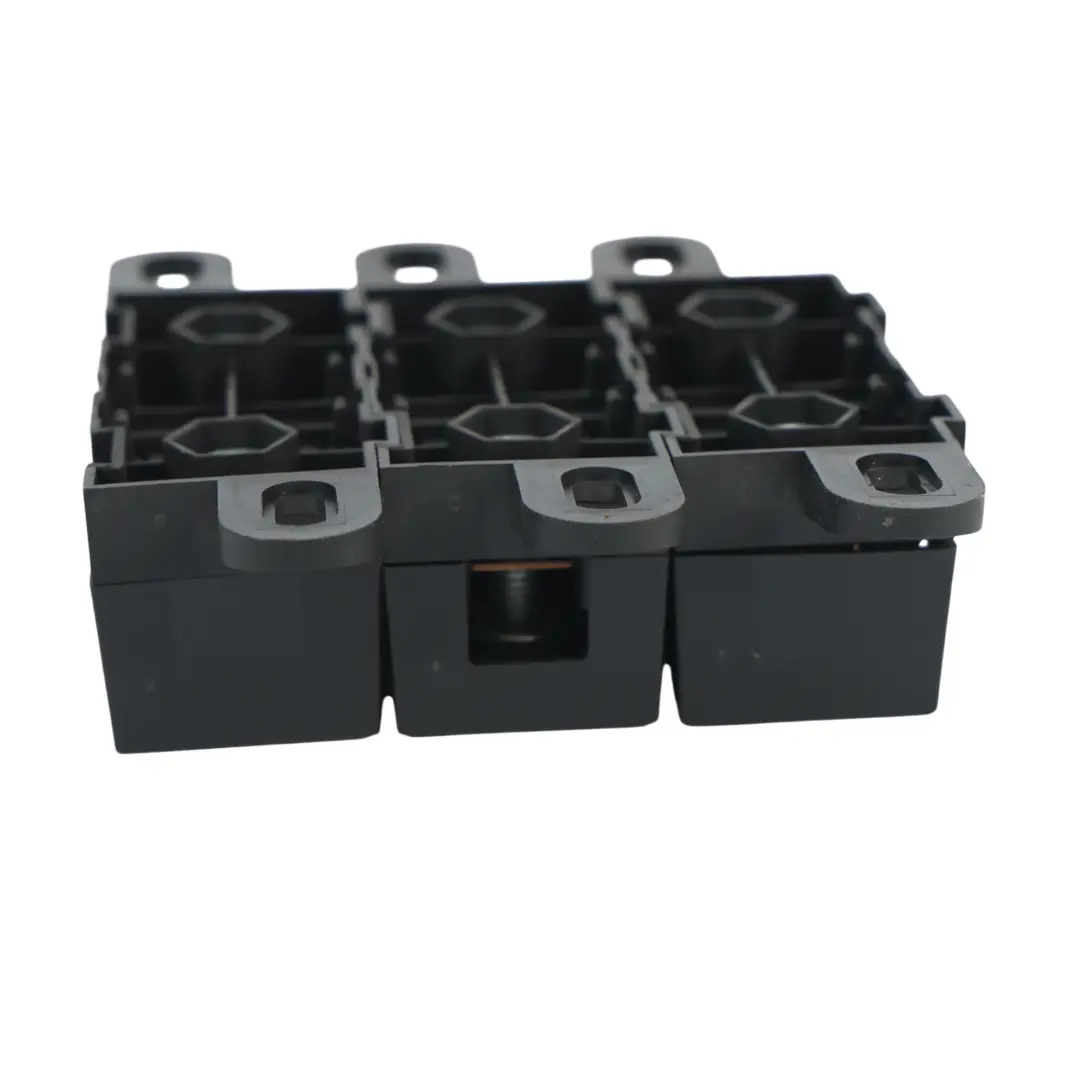 Boîte Fusibles Borne Batterie 2.7 V6 Diesel pour Jaguar XF X250 à propos du numéro de pièce 8X2T-14A005-ZD Jaguar XF X250 Boîte Fusibles Borne Batterie 2.7 V6 Diesel - SKU 8X2T-14A005-ZD - Numéro de pièce 8X2T-14A005-ZD
