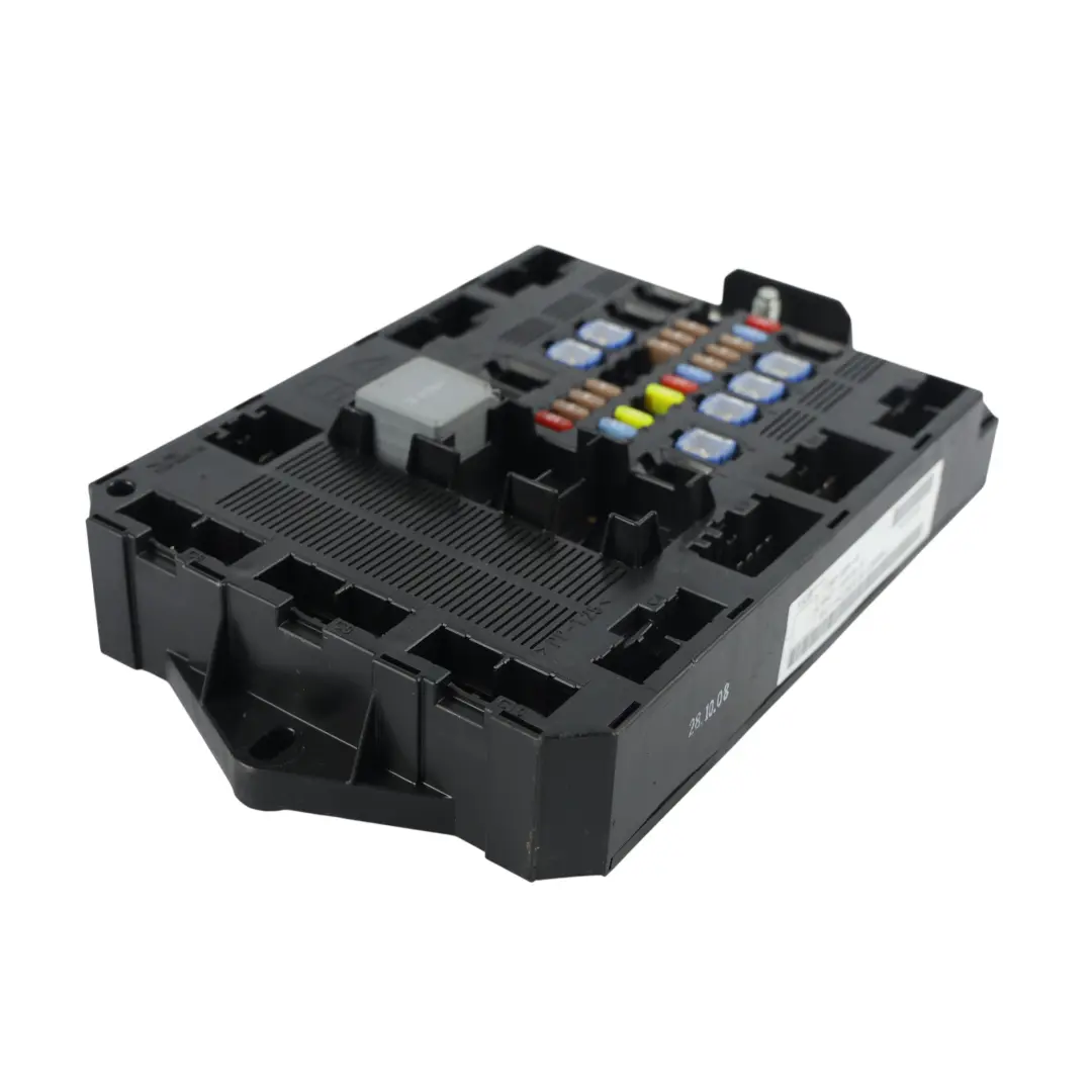 Front Fuse Box Relay Electrical Control Unit F to Jaguar XF X250 with Part number 8X2T-14B476-AF Jaguar XF X250 Front Fuse Box Relay Electrical Control Unit F - SKU 8X2T-14B476-AF - Part number 8X2T-14B476-AF