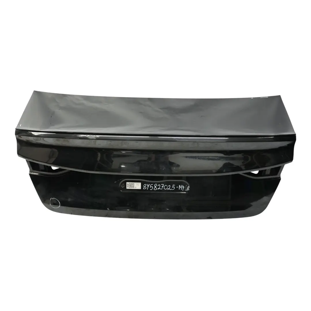 8Y Sedan Klapa Bagażnika Tylna Czarny Mythical Y9T do Audi A3 S3 o numerze 8Y5827025 Audi A3 S3 8Y Sedan Klapa Bagażnika Tylna Czarny Mythical Y9T - SKU 8Y5827025-MYB - Numer Części 8Y5827025