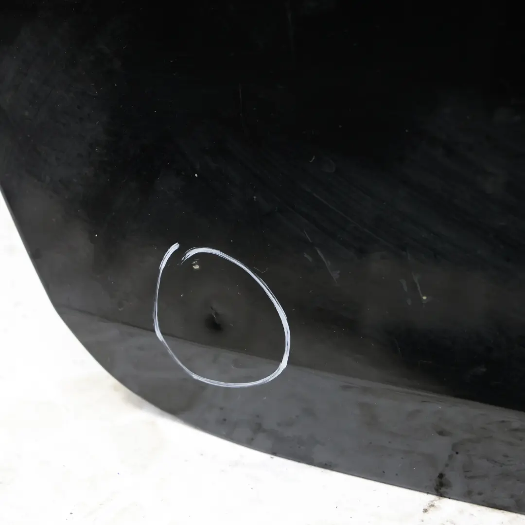 8Y Sedan Klapa Bagażnika Tylna Czarny Mythical Y9T do Audi A3 S3 o numerze 8Y5827025 Audi A3 S3 8Y Sedan Klapa Bagażnika Tylna Czarny Mythical Y9T - SKU 8Y5827025-MYB - Numer Części 8Y5827025
