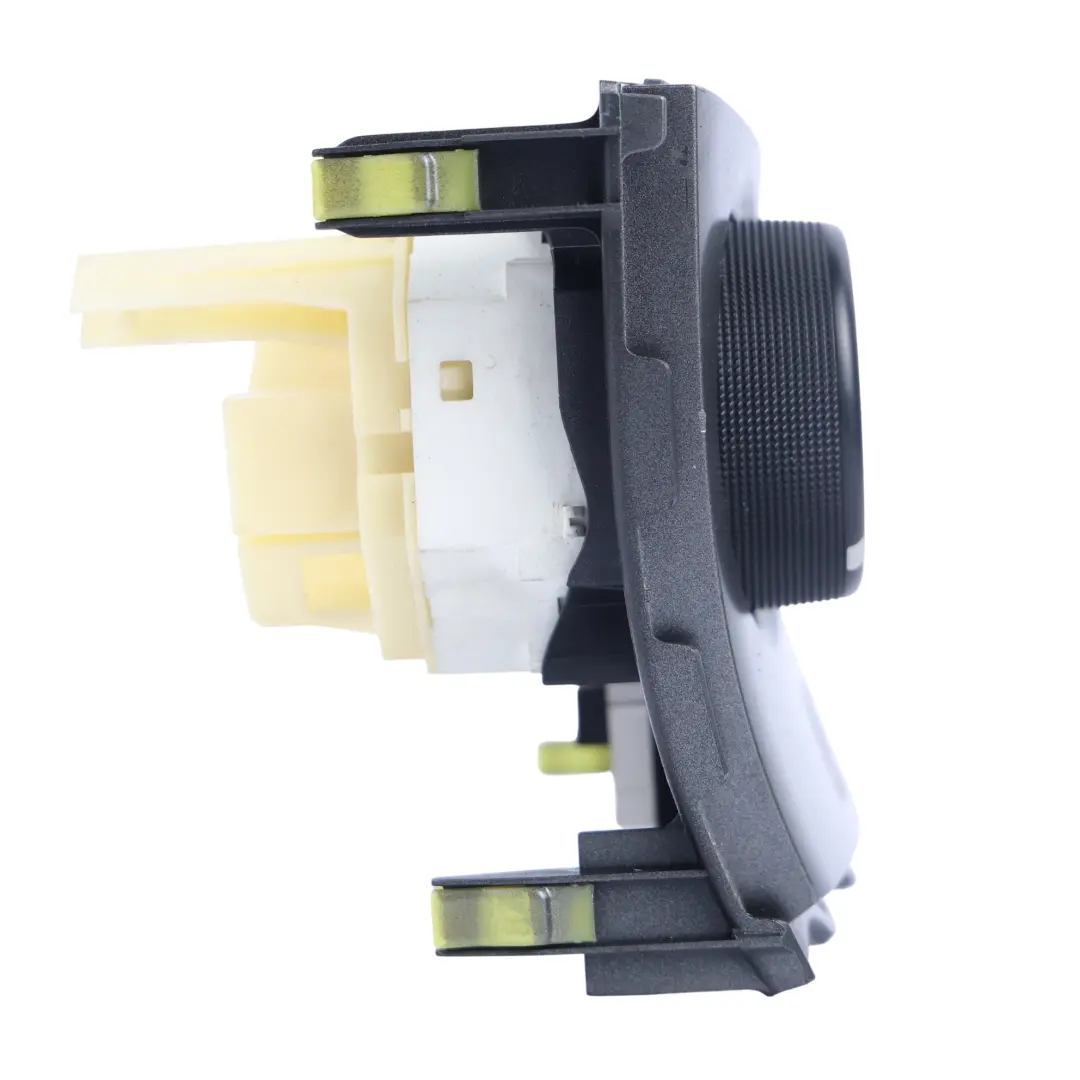 Pannello Comandi Climatizzatore Riscaldamento 55406-02160 per Toyota Auris E15 con numero di parte 9001001122 Toyota Auris E15 Pannello Comandi Climatizzatore Riscaldamento 55406-02160 - SKU 9001001122 - Numero di parte 9001001122