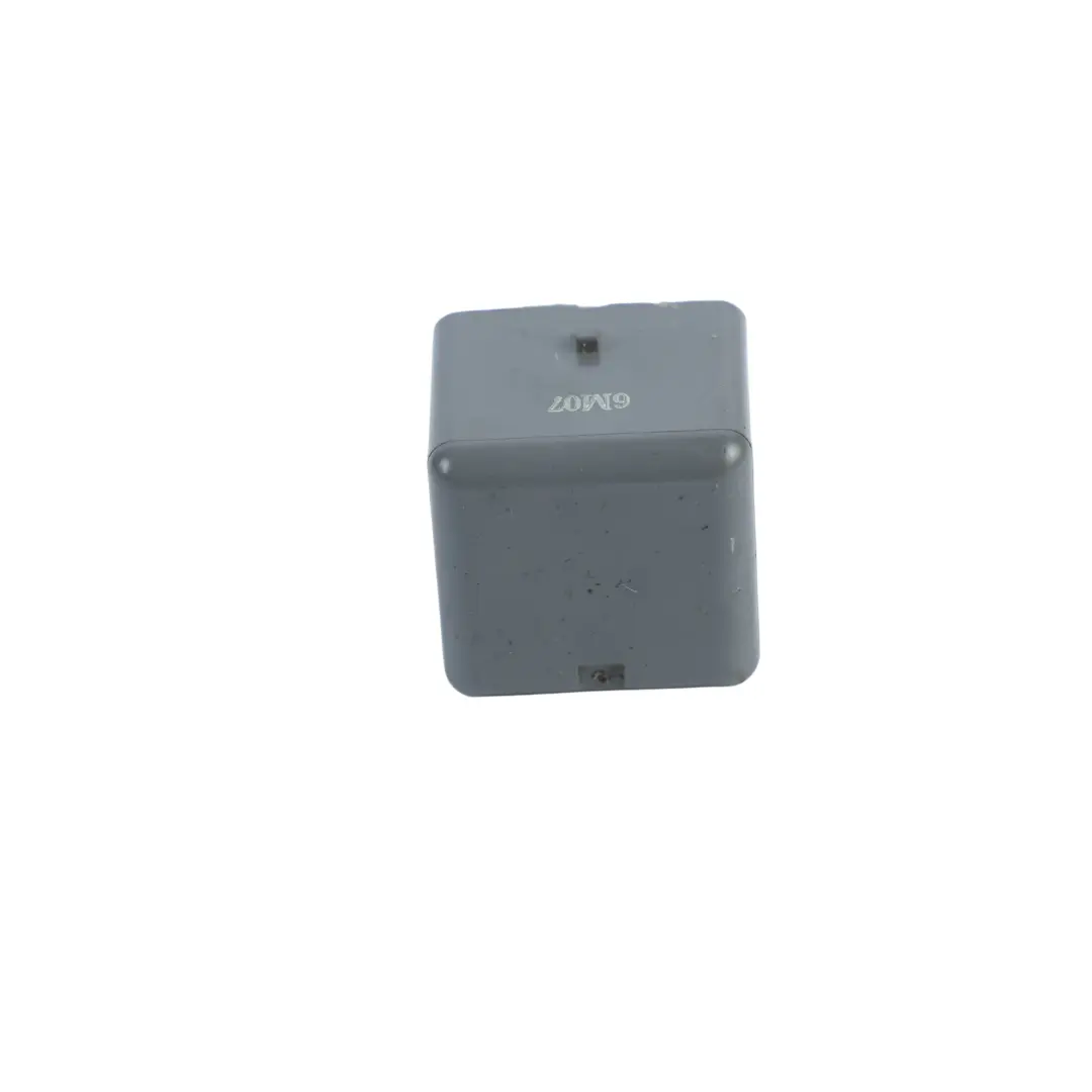 Relè Multiuso 4 Pin 12V Grigio Denso per Toyota Avensis T270 con numero di parte 9008087030 Toyota Avensis T270 Relè Multiuso 4 Pin 12V Grigio Denso - SKU 9008087030 - Numero di parte 9008087030