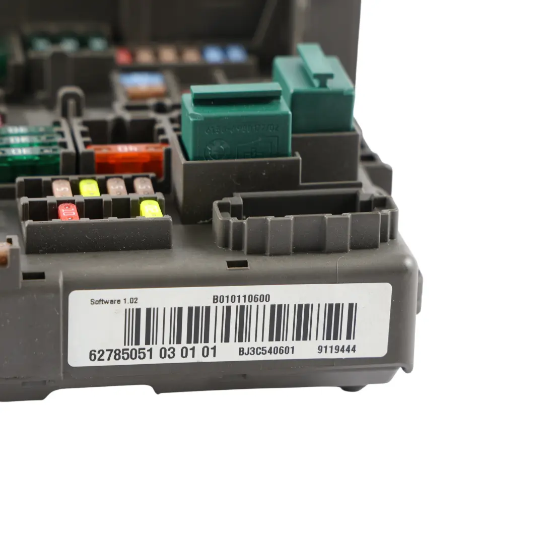 Front Fuse Box Power Distribution to BMW E81 E87 LCI E90 E91 E92 with Part number 9119444 BMW E81 E87 LCI E90 E91 E92 Front Fuse Box Power Distribution - SKU 9119444-1 - Part number 9119444