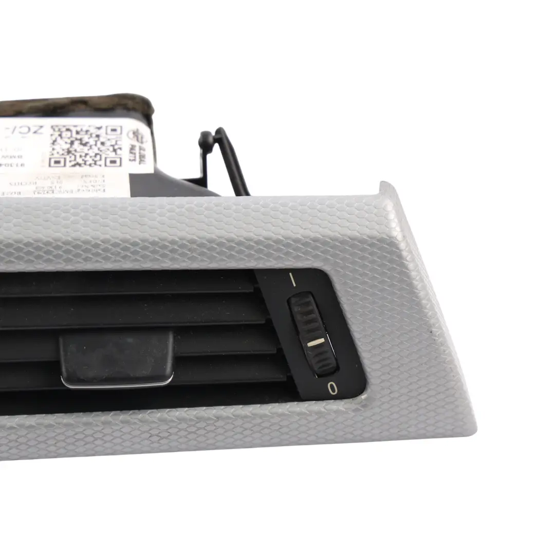Fresh Air Grille Right Dash Vent Trim Right O/S Silver to BMW E90 E91 E92 with Part number 9130466 BMW E90 E91 E92 Fresh Air Grille Right Dash Vent Trim Right O/S Silver - SKU 9130466-1 - Part number 9130466