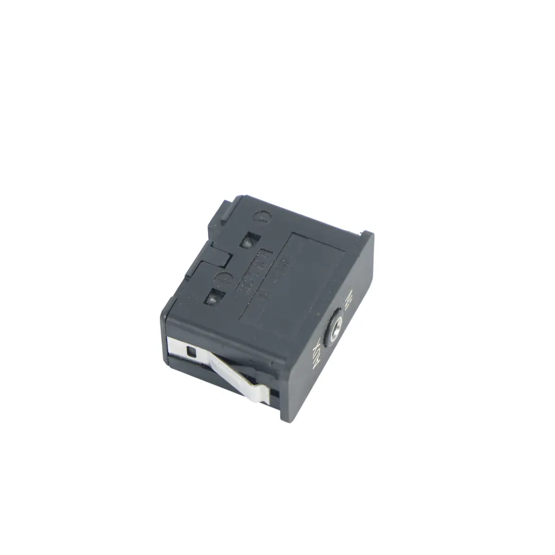 BMW E90 E91 E92 E93 Audio AUX In Socket Plug Auxiliary Input 6930561 - SKU 9172021-1 - Part number 9172021