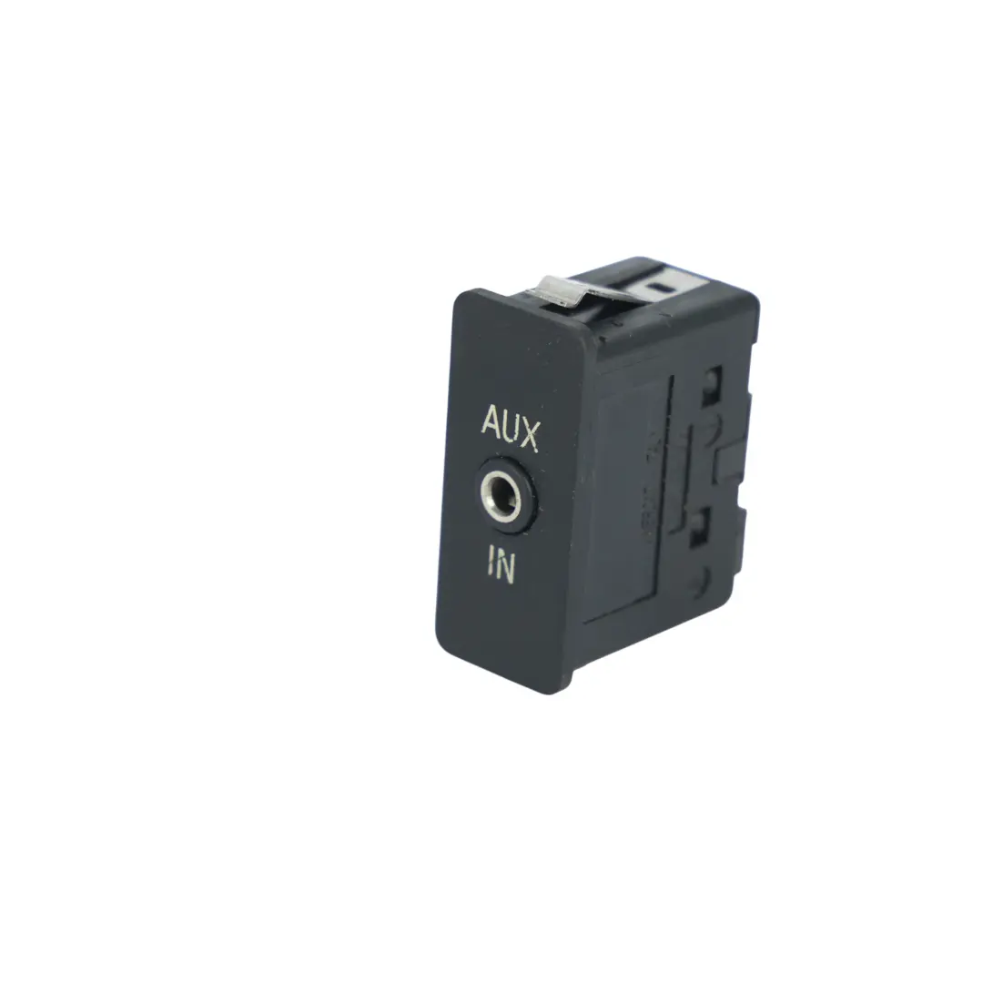 Toma Entrada Auxiliar AUX Audio 6930561 para BMW E90 E91 E92 E93 con número de pieza 9172021 BMW E90 E91 E92 E93 Toma Entrada Auxiliar AUX Audio 6930561 - SKU 9172021-1 - Número de pieza 9172021