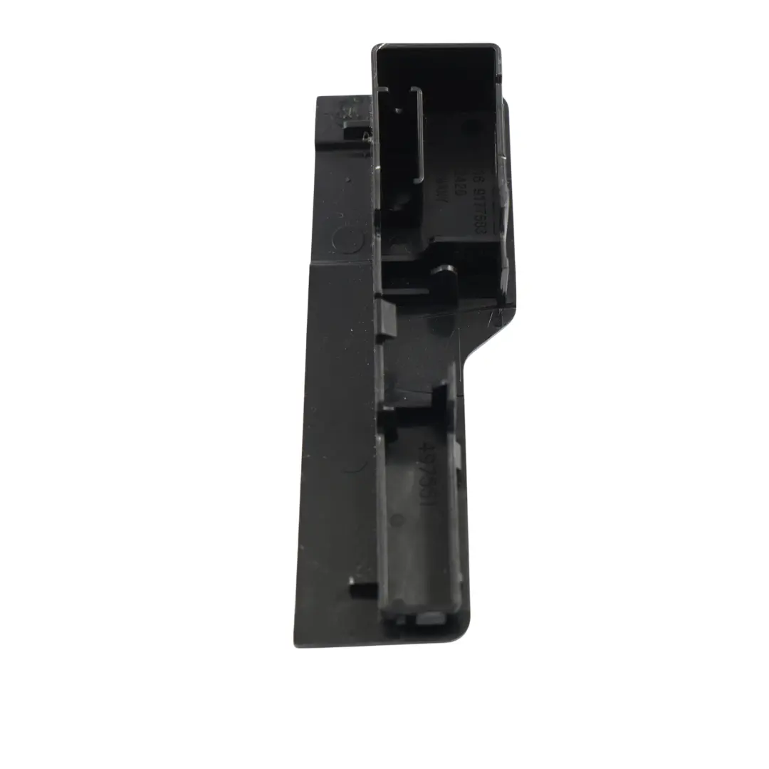 Panel Osłona Zaślepka Zmieniarki DVD do BMW F07 o numerze 9177583 BMW F07 Panel Osłona Zaślepka Zmieniarki DVD - SKU 9177583 - Numer Części 9177583