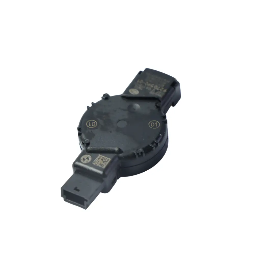 Capteur de Pluie Pare-Brise Brouillard Solaire pour BMW F20 F21 F22 à propos du numéro de pièce 9270590 BMW F20 F21 F22 Capteur de Pluie Pare-Brise Brouillard Solaire - SKU 9270590-1 - Numéro de pièce 9270590
