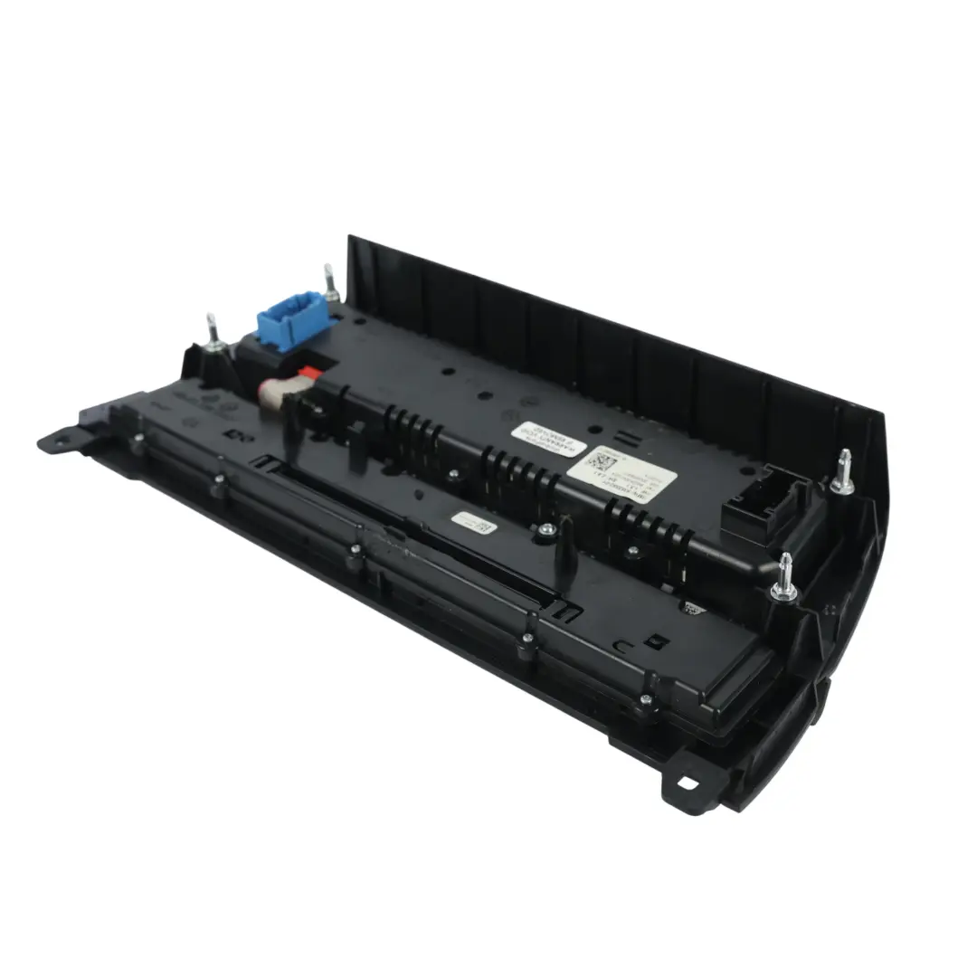 Panel Sterowania Klimatyzacją Radia Nawiewu do BMW F10 LCI o numerze 9353592 BMW F10 LCI Panel Sterowania Klimatyzacją Radia Nawiewu - SKU 9353592 - Numer Części 9353592