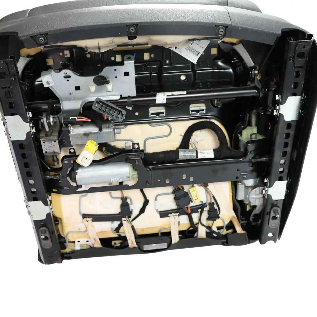 Siège Confort Avant Gauche Chauffant Cuir Noir Intérieur pour Porsche Cayenne 9PA à propos du numéro de pièce 95552117901 Porsche Cayenne 9PA Siège Confort Avant Gauche Chauffant Cuir Noir Intérieur - SKU 95552117901-1 - Numéro de pièce 95552117901