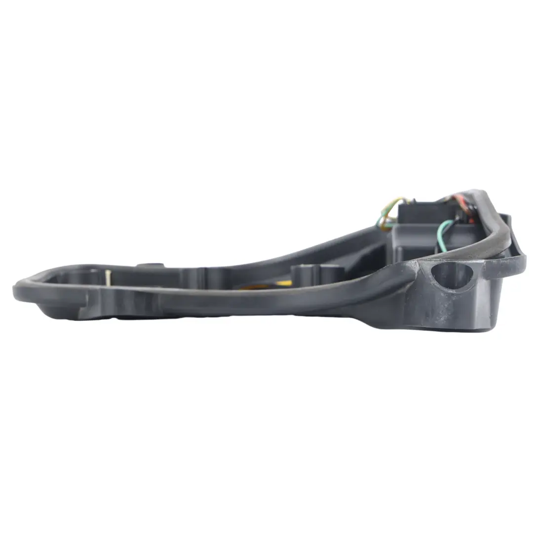 Rücklicht Lampenträger Hinten Links für Porsche Cayenne 9PA mit Teilenummer 95563143700 Porsche Cayenne 9PA Rücklicht Lampenträger Hinten Links - SKU 95563143700 - Teilenummer 95563143700