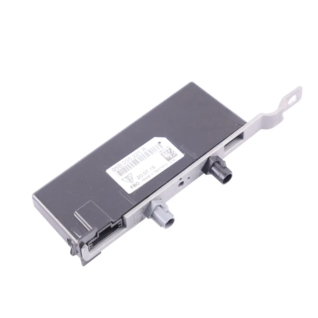 Porsche Macan 95B Aerial Antenna Amplifier Unit Module 2.0 TFSI - SKU 95B035225A-1 - Part number 95B035225A