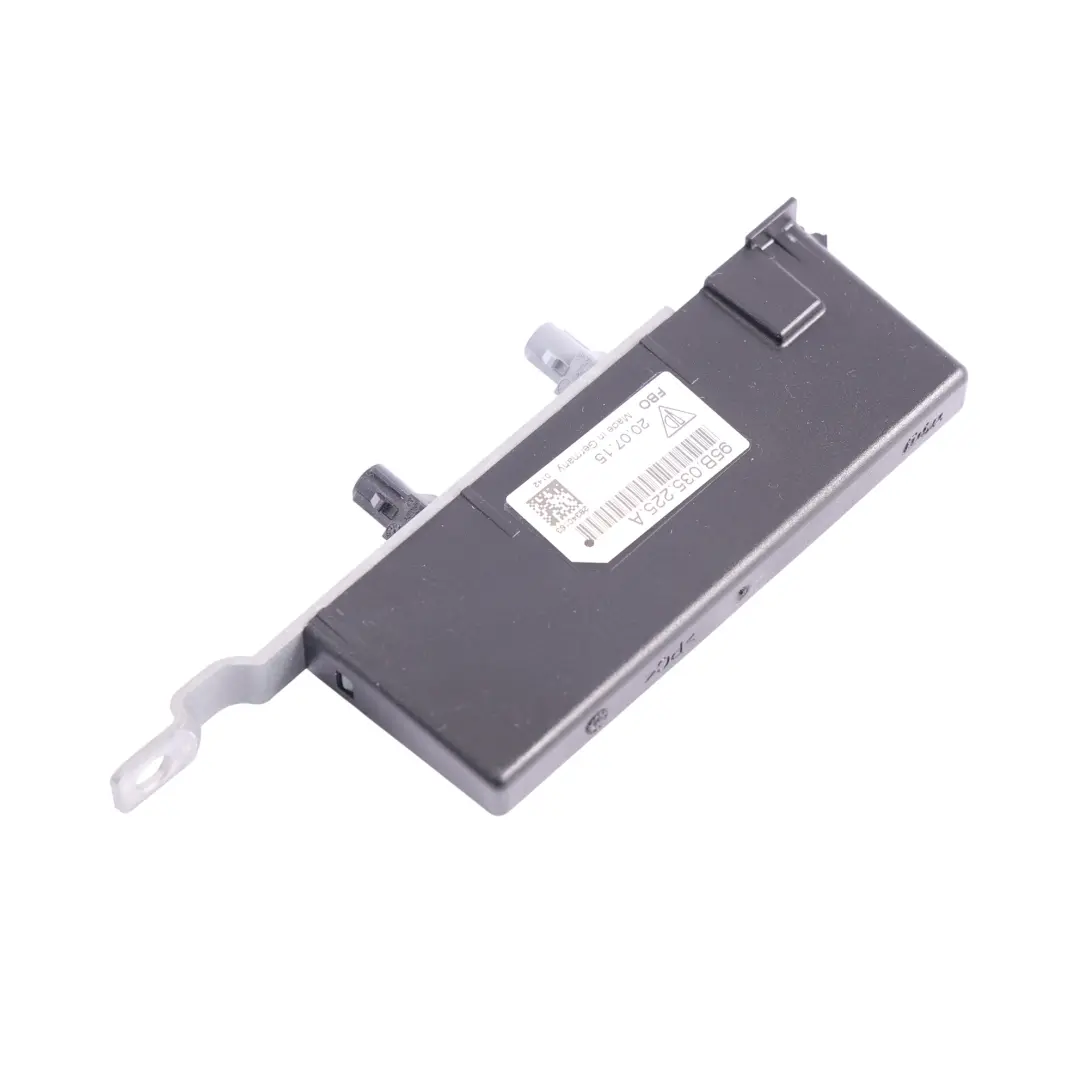 Porsche Macan 95B Aerial Antenna Amplifier Unit Module 2.0 TFSI - SKU 95B035225A-1 - Part number 95B035225A