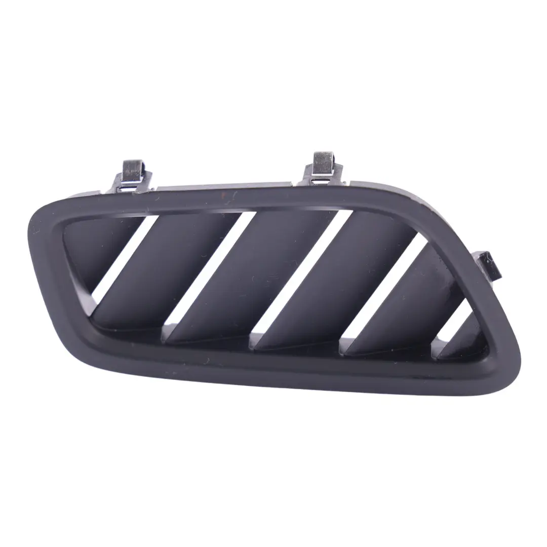 Deska Rozdzielcza Kratka Nawiewu Panel Prawy do Porsche Macan 95B o numerze 95B819706A Porsche Macan 95B Deska Rozdzielcza Kratka Nawiewu Panel Prawy - SKU 95B819706A - Numer Części 95B819706A