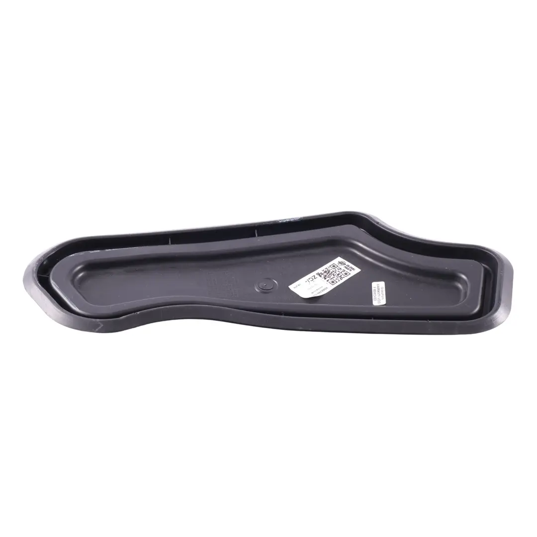 Moldura Panel Puerta Trasera Izquierda para Porsche Macan 95B con número de pieza 95B839915A Porsche Macan 95B Moldura Panel Puerta Trasera Izquierda - SKU 95B839915A - Número de pieza 95B839915A