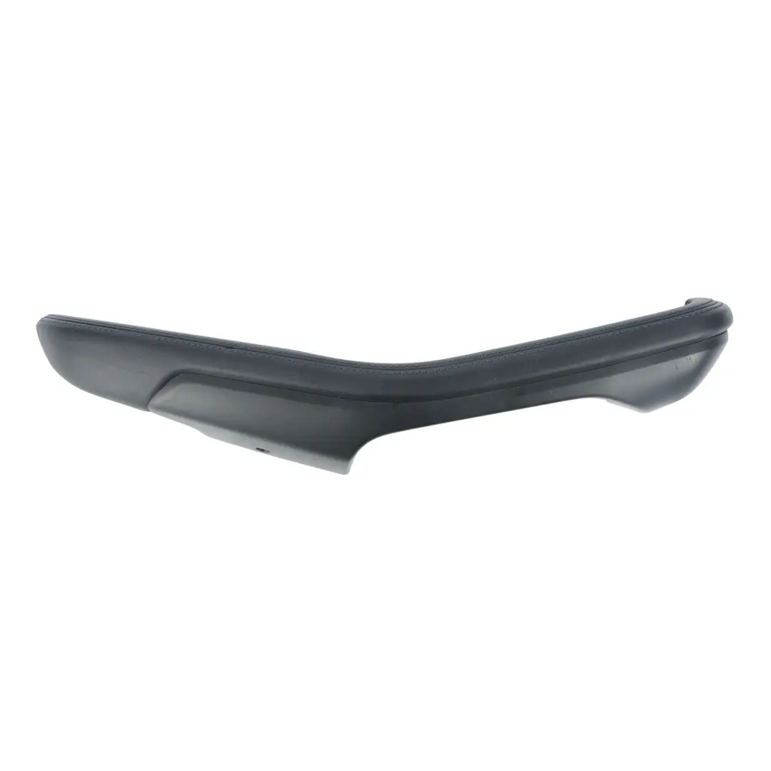Bracciolo Porta Post Sinistro Pelle Nero per Porsche Macan 95B con numero di parte 95B867373A Porsche Macan 95B Bracciolo Porta Post Sinistro Pelle Nero - SKU 95B867373A - Numero di parte 95B867373A