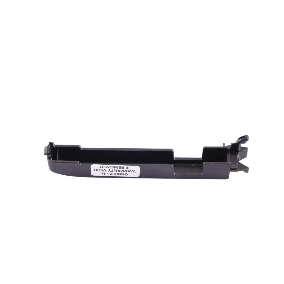 Copertura Guida Sedile Pannello Posteriore Destro per Porsche Macan 95B con numero di parte 95B882768A Porsche Macan 95B Copertura Guida Sedile Pannello Posteriore Destro - SKU 95B882768A - Numero di parte 95B882768A