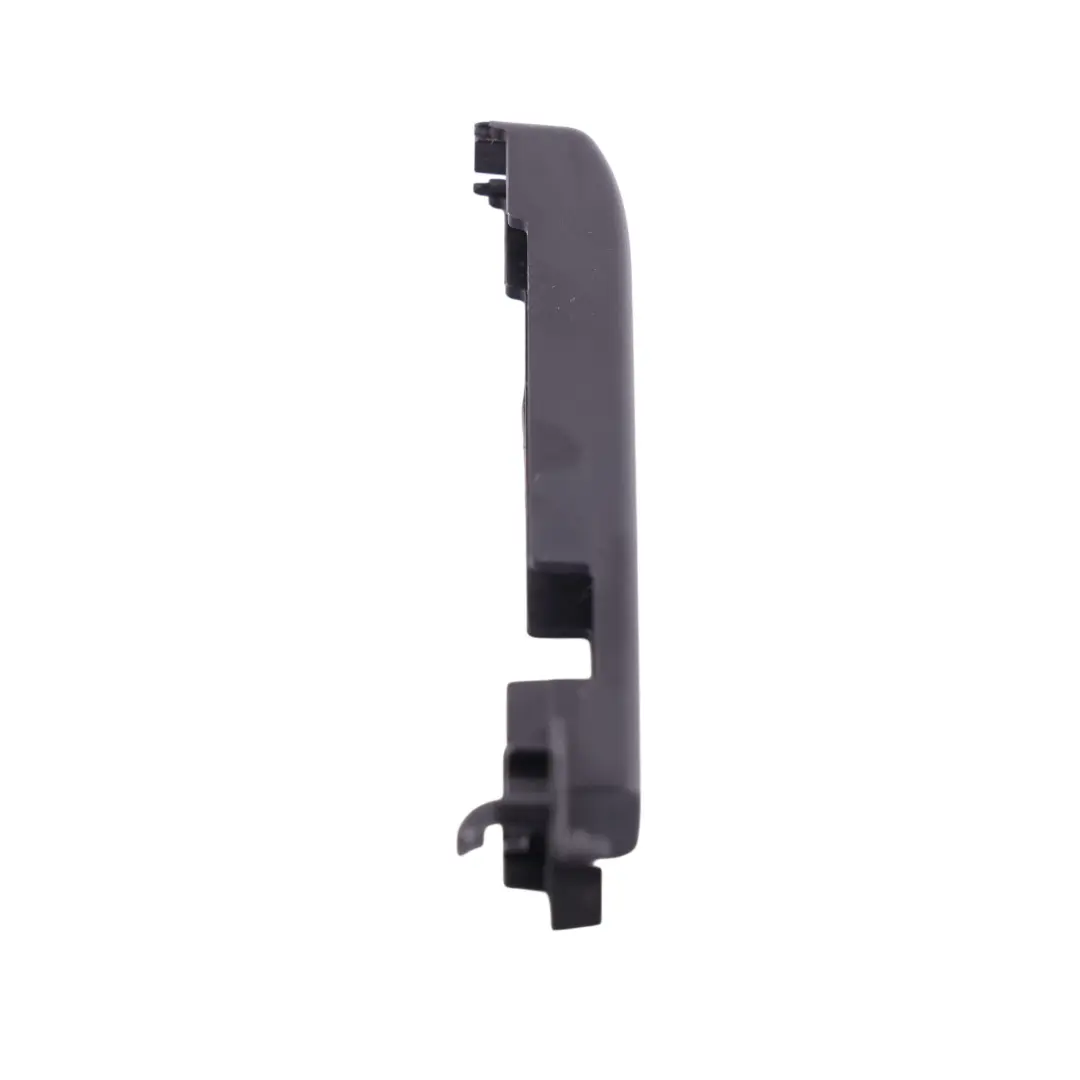 Porsche Macan 95B Cubierta Guía Carril Asiento Trasero Derecho - SKU 95B882768A - Número de pieza 95B882768A