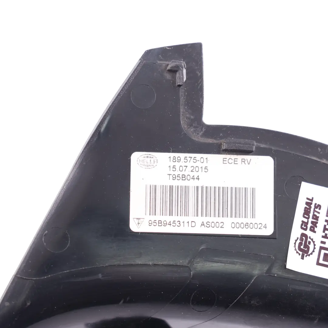 Porsche Macan 95B Osłona Lampy Klapy Tylnej Listwa Rynienki Lewa - SKU 95B945311D - Numer Części 95B945311D