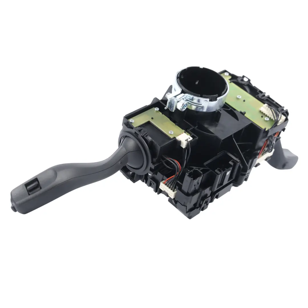 Przełącznik Zespolony Manetki Taśma Airbag do Porsche Macan 95B o numerze 95B953568B Porsche Macan 95B Przełącznik Zespolony Manetki Taśma Airbag - SKU 95B953568B - Numer Części 95B953568B