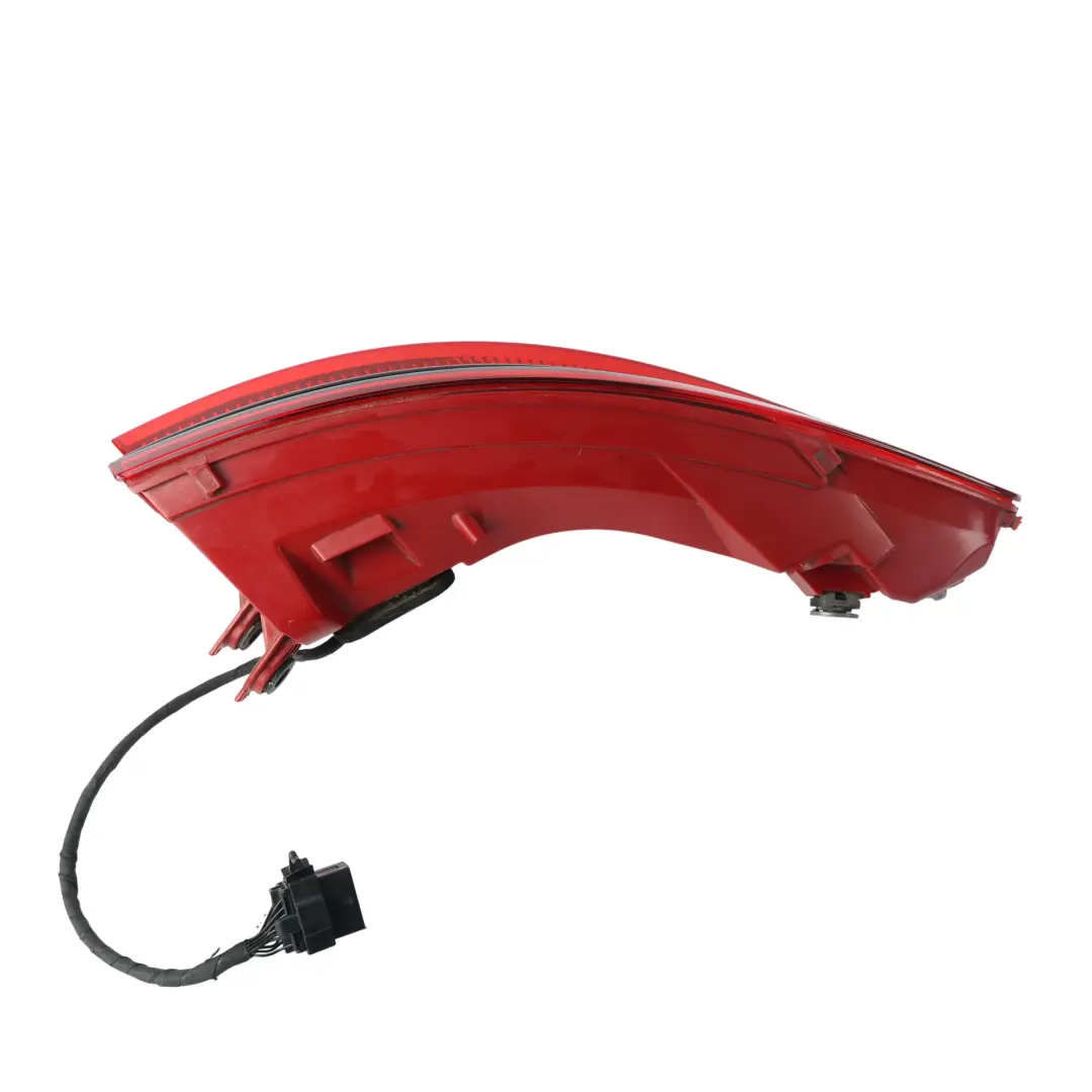 Lampa Tylna Zewnętrzna Lewa 95B945095D do Porsche Macan 95B o numerze 95B971846B Porsche Macan 95B Lampa Tylna Zewnętrzna Lewa 95B945095D - SKU 95B971846B - Numer Części 95B971846B