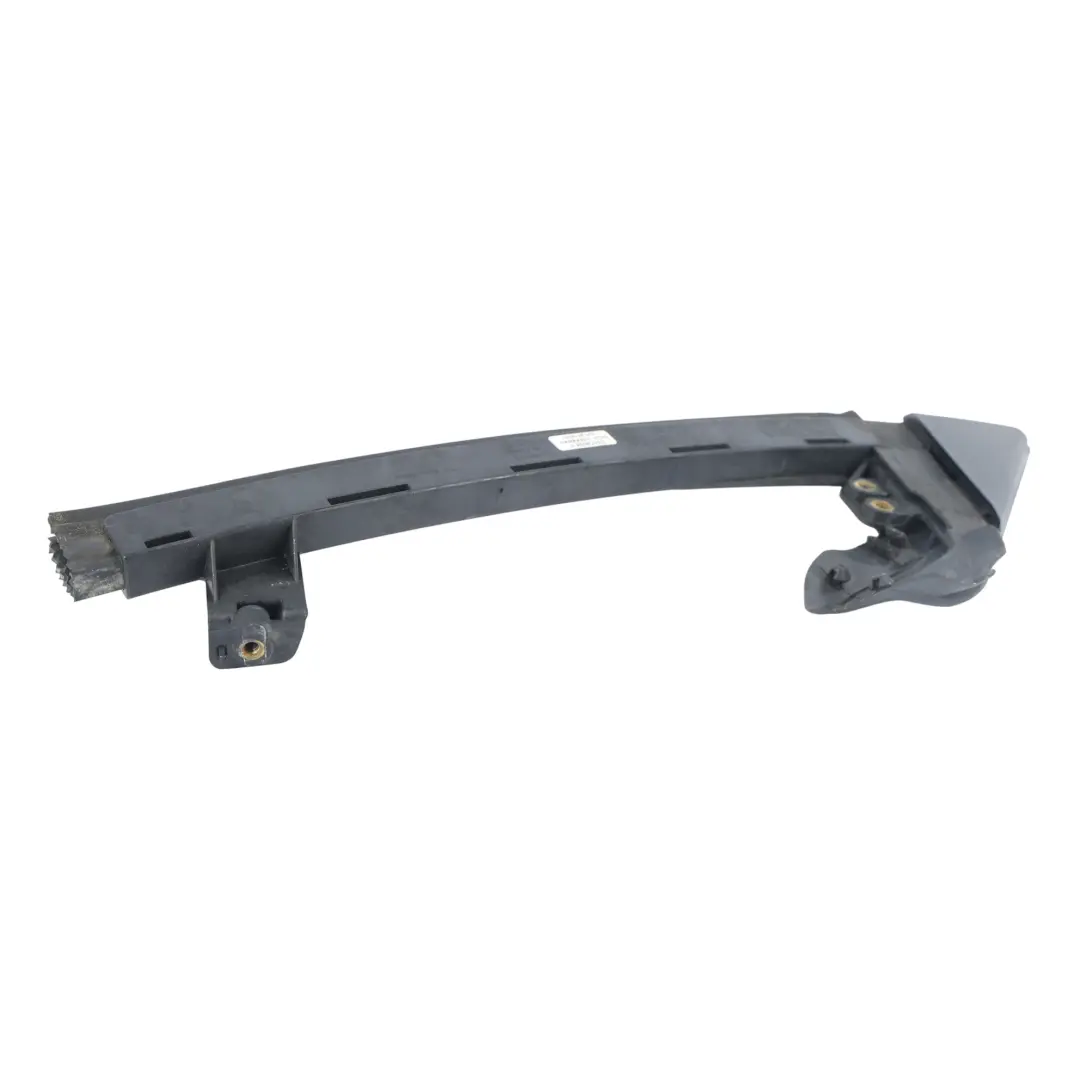 Uszczelka Szyby Drzwi Przód Prawa do Porsche 718 Boxster 982 o numerze 99153743204 Porsche 718 Boxster 982 Uszczelka Szyby Drzwi Przód Prawa - SKU 99153743204 - Numer Części 99153743204