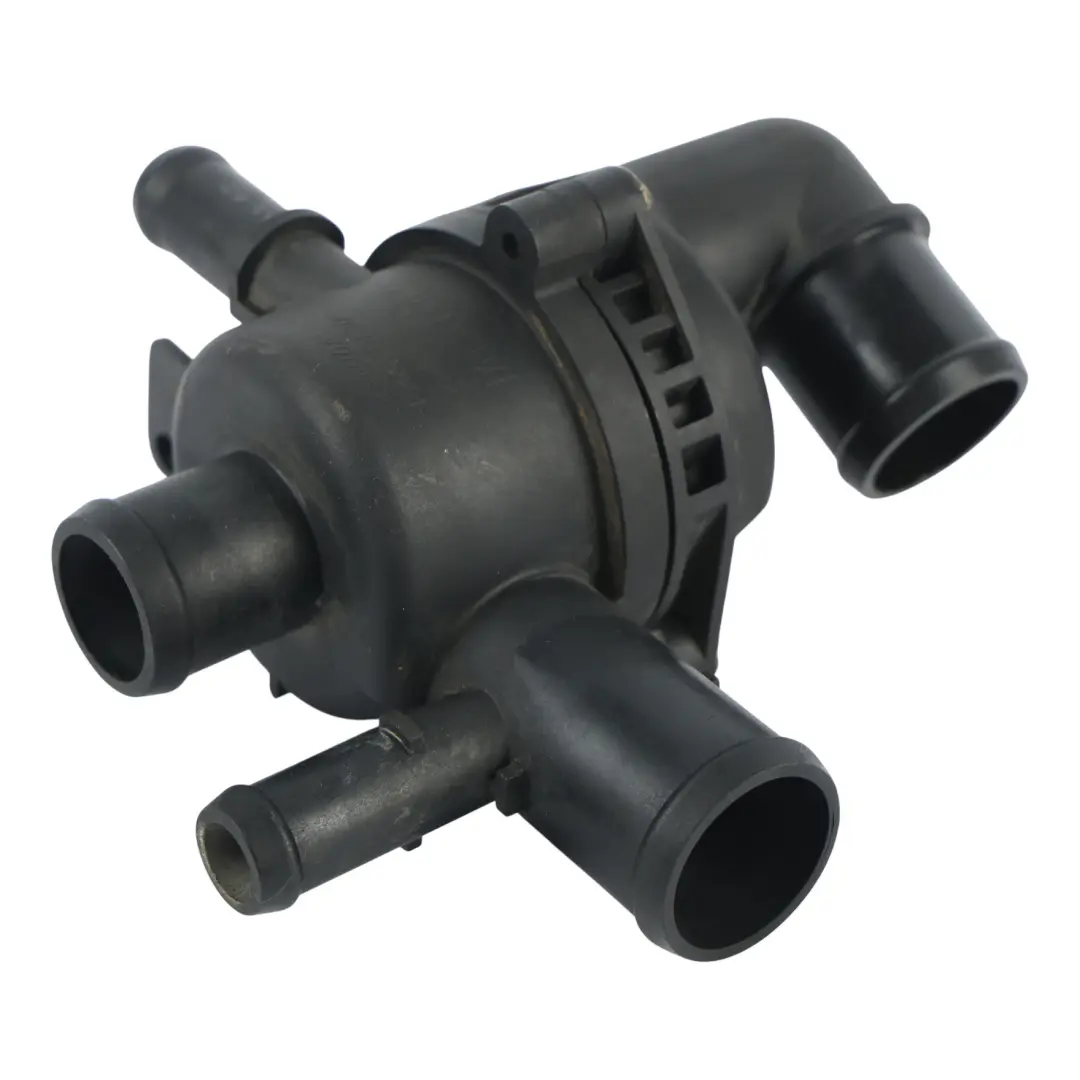 Thermostatgehäuse Kühlmittelschläuche 3.0 Diesel für Jaguar XF X250 mit Teilenummer 9X23-8A586-AD Jaguar XF X250 Thermostatgehäuse Kühlmittelschläuche 3.0 Diesel - SKU 9X23-8A586-AD - Teilenummer 9X23-8A586-AD