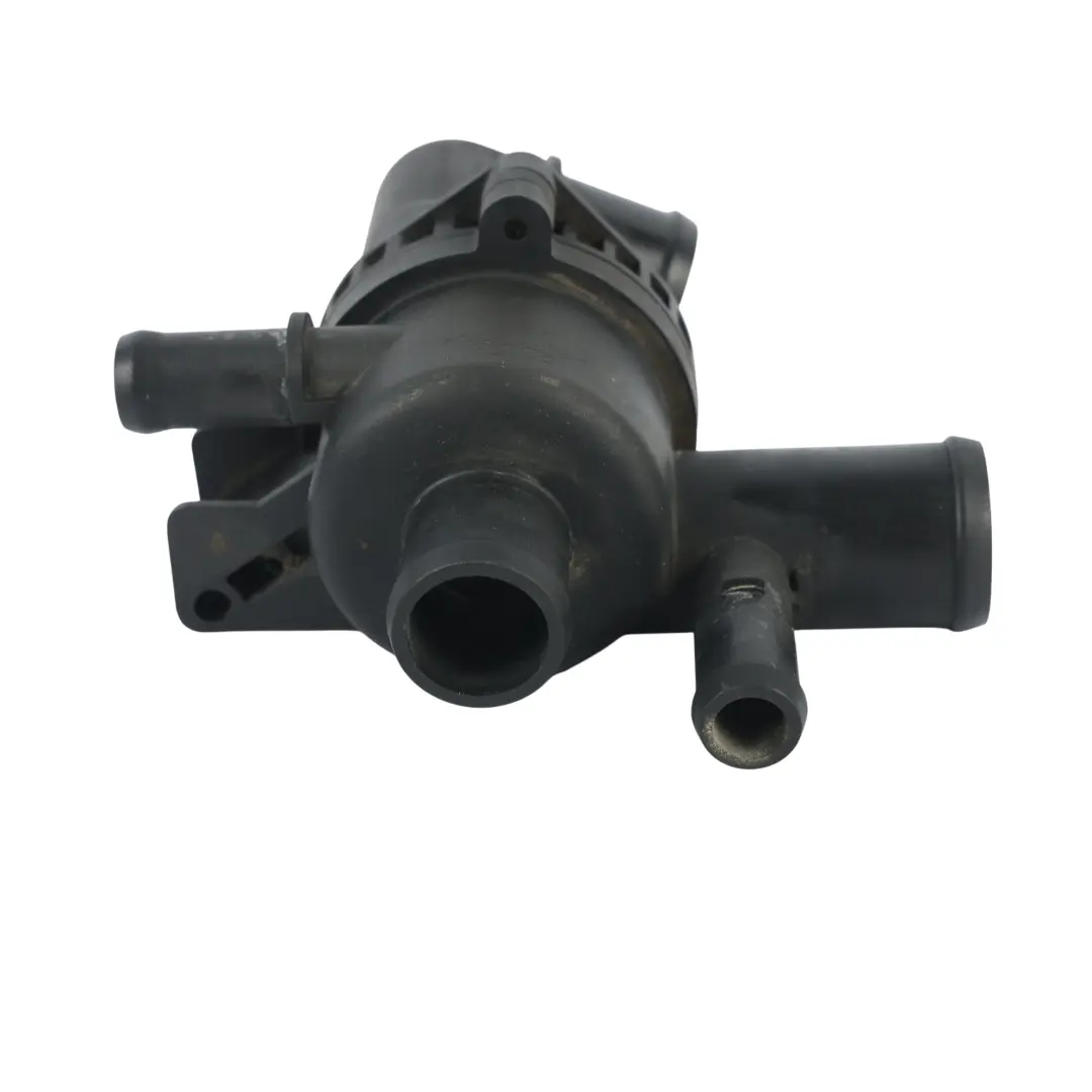 Jaguar XF X250 Thermostat Housing Coolant Hoses 3.0 Diesel - SKU 9X23-8A586-AD - Part number 9X23-8A586-AD