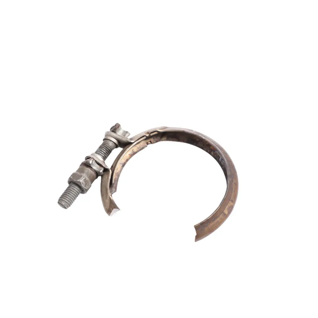 Obejma Uchwyt Rury Wydechowej do Mercedes W176 W246 C117 X117 o numerze A0009953433 Mercedes W176 W246 C117 X117 Obejma Uchwyt Rury Wydechowej - SKU A0009953433 - Numer Części A0009953433