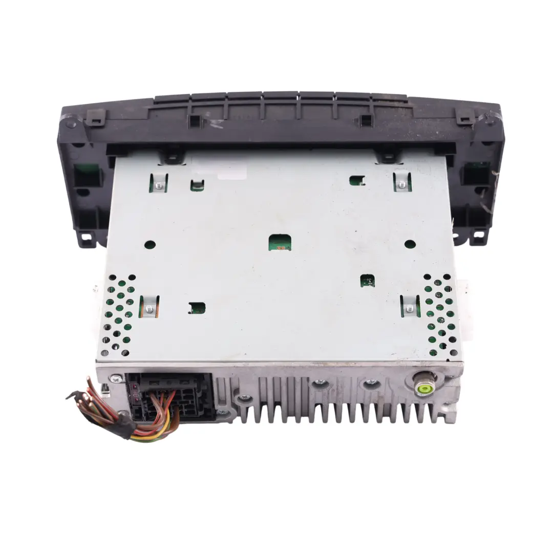 Volkswagen Crafter 2E Radio Samochodowe Odtwarzacz CD Moduł - SKU A0048204086 - Numer Części A0048204086