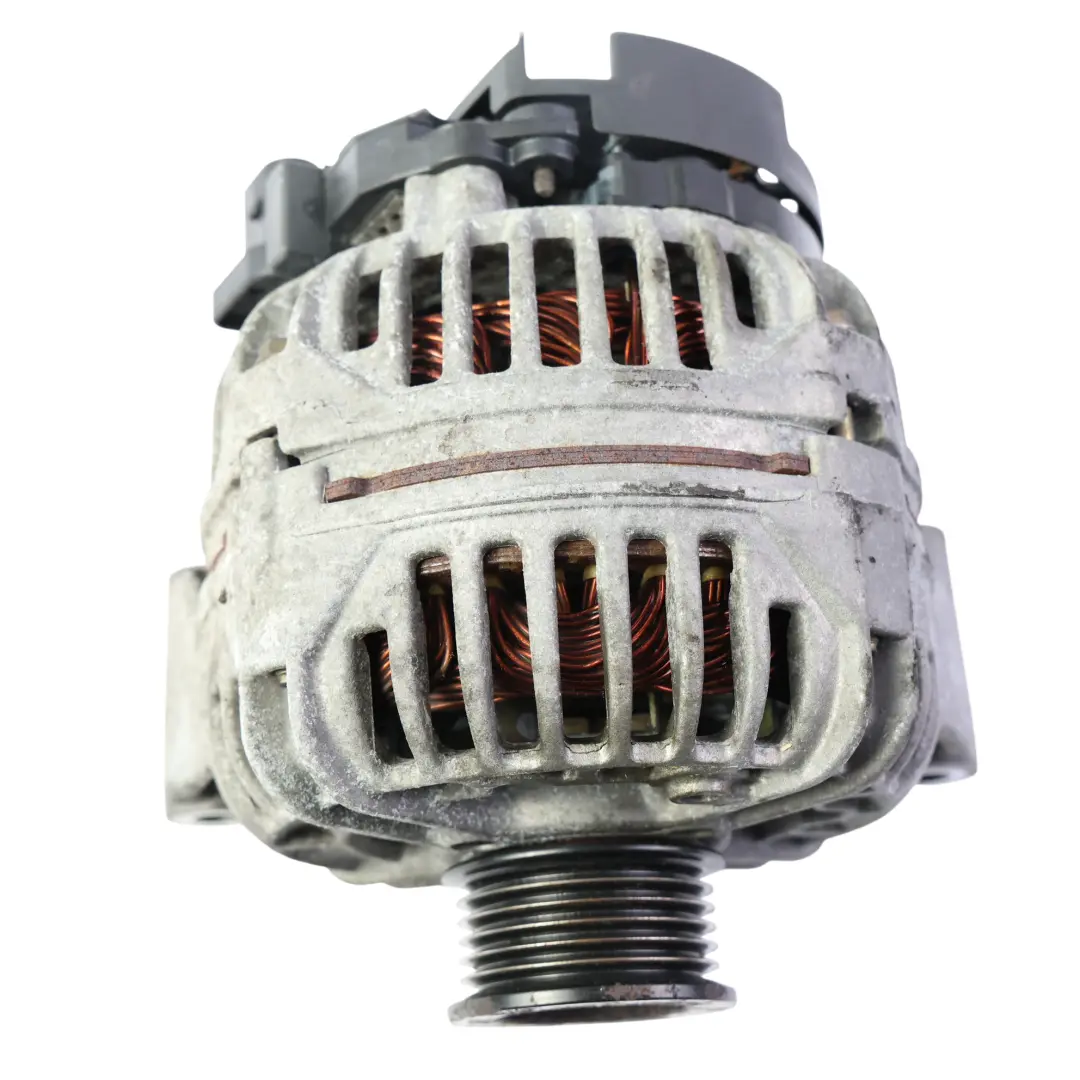 W2011 W220 Alternateur Générateur 14V 120A pour Mercedes W163 W203 C209 à propos du numéro de pièce A0111549102 Mercedes W163 W203 C209 W2011 W220 Alternateur Générateur 14V 120A - SKU A0111549102 - Numéro de pièce A0111549102