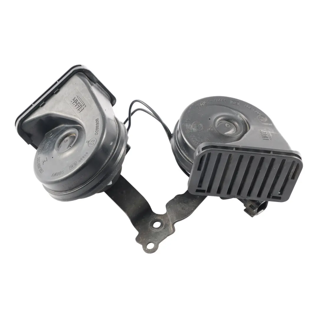 Horn Singal Fanfare High Tone CPLA-13A803-CA to Land Rover Sport L494 with Part number LR042345 Land Rover Sport L494 Horn Singal Fanfare High Tone CPLA-13A803-CA - SKU LR042345 - Part number LR042345