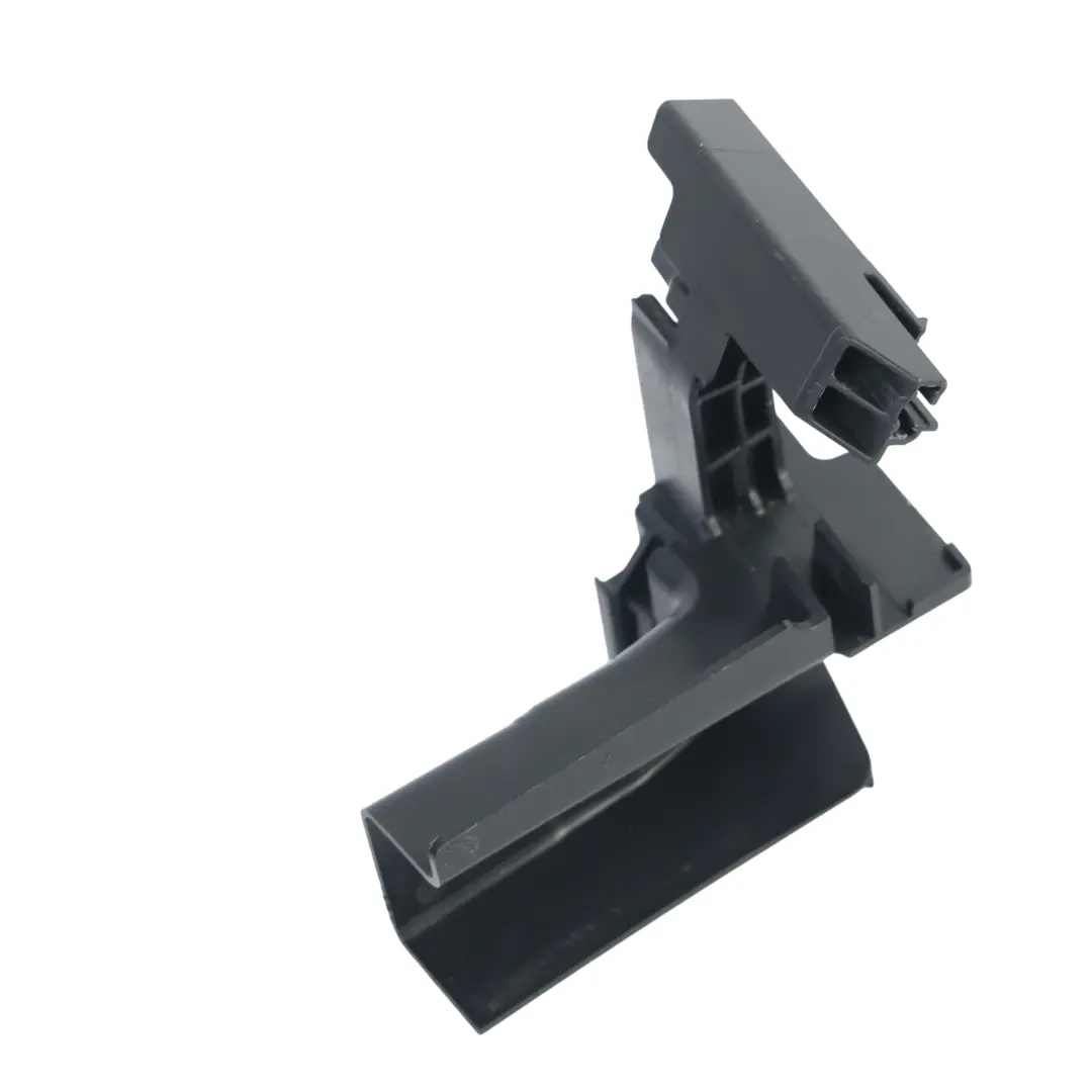 Vordere Türschloss Halter Halterung Rechts für Mercedes C117 mit Teilenummer A1177230214 Mercedes C117 Vordere Türschloss Halter Halterung Rechts - SKU A1177230214 - Teilenummer A1177230214