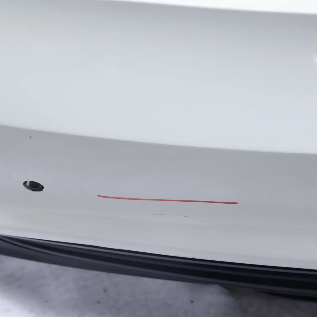 Tylny Zderzak AMG Calcite White Biały - 650 do Mercedes C117 o numerze A1178804501 Mercedes C117 Tylny Zderzak AMG Calcite White Biały - 650 - SKU A1178804501-CW - Numer Części A1178804501
