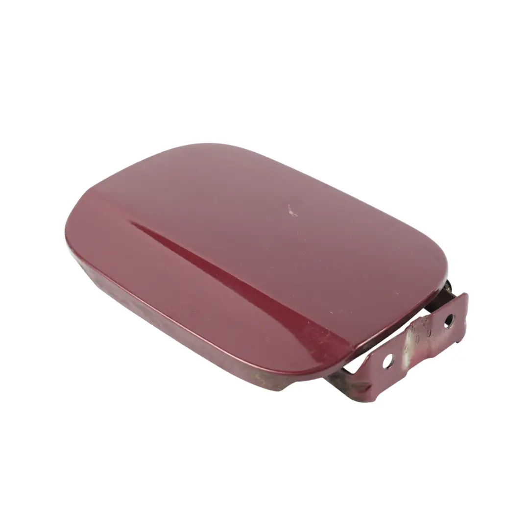 Trappe Réservoir Carburant Rouge Saturne pour Mercedes W169 à propos du numéro de pièce A1697500106 Mercedes W169 Trappe Réservoir Carburant Rouge Saturne - SKU A1697500106-SAR - Numéro de pièce A1697500106