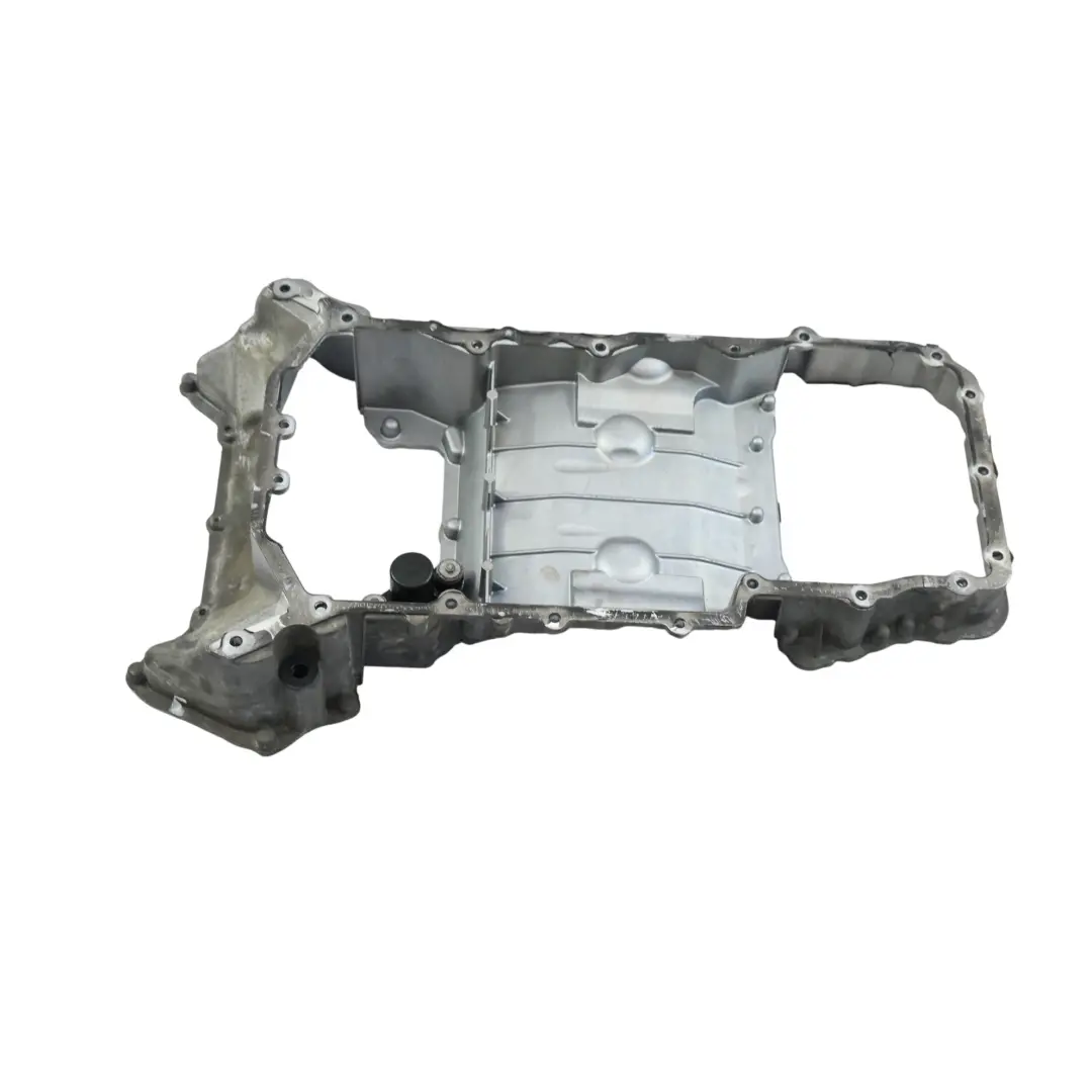 Ölwanne Oberteil C63 AMG M156 A1560142302 für Mercedes W204 Motor mit Teilenummer A1560100327 Mercedes W204 Motor Ölwanne Oberteil C63 AMG M156 A1560142302 - SKU A1560100327 - Teilenummer A1560100327