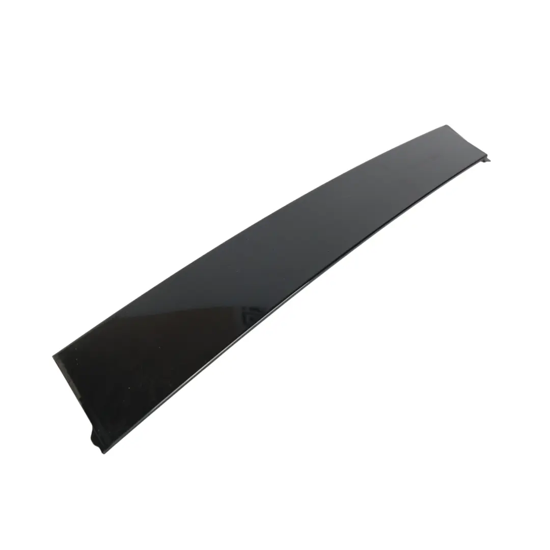 Garniture Montant Cadre Vitre Porte Avant Droite pour Mercedes W164 à propos du numéro de pièce A1646903087 Mercedes W164 Garniture Montant Cadre Vitre Porte Avant Droite - SKU A1646903087 - Numéro de pièce A1646903087