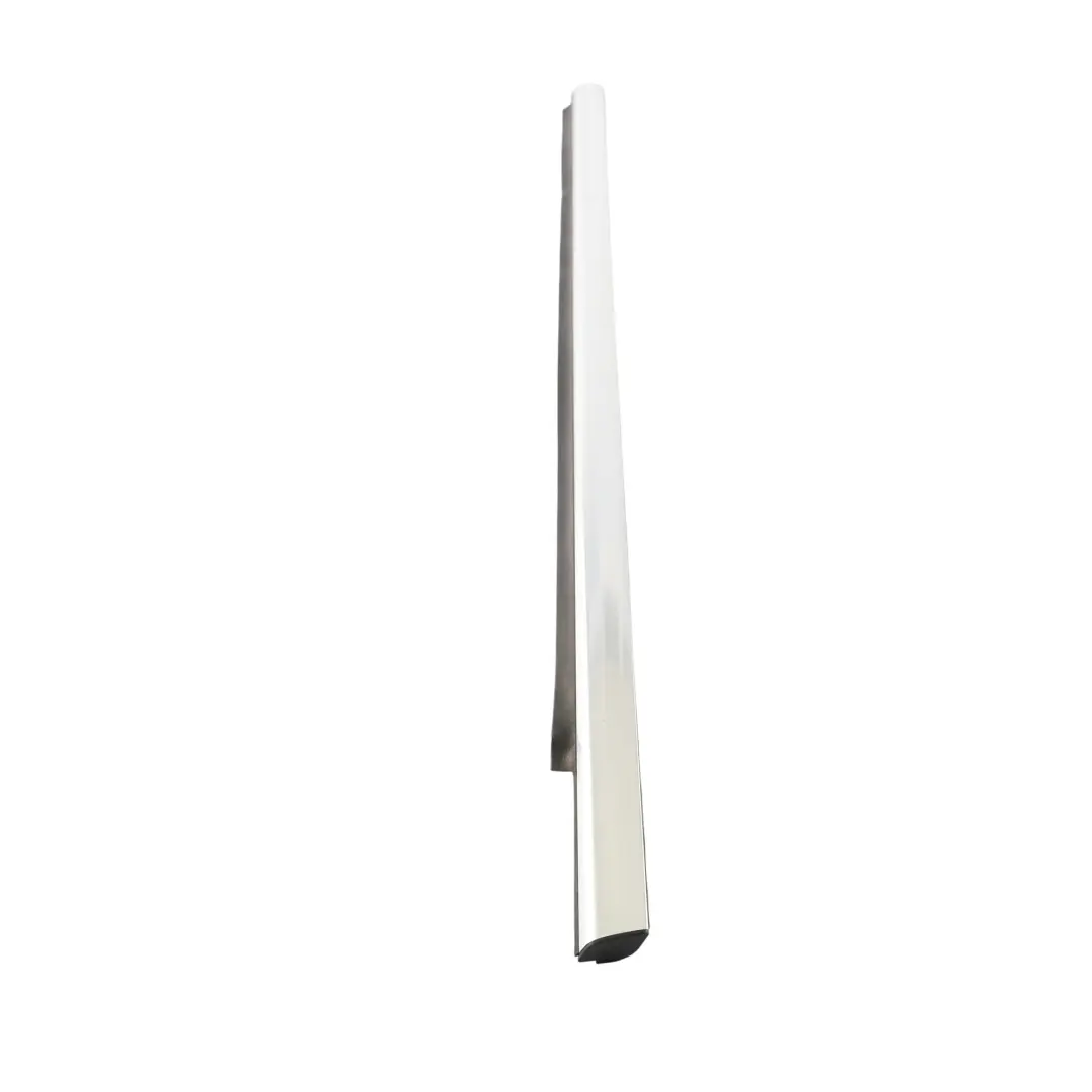 Mercedes W166 Embellecedor Panel Puerta Delantera Derecha Cromado - SKU A1646906680 - Número de pieza A1646906680