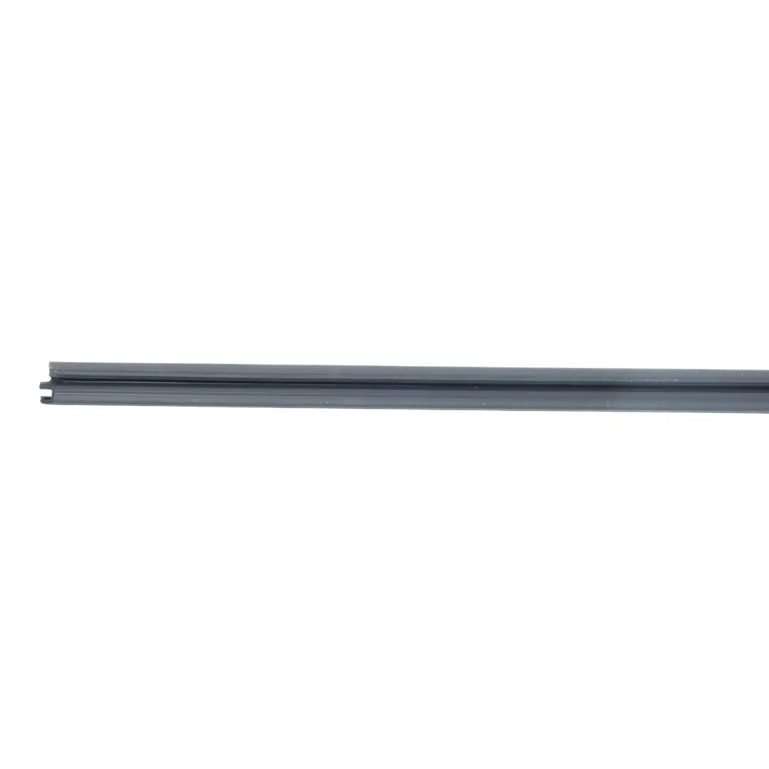 Mercedes W169 W245 Guía Sellado Ventanilla Puerta Delantera Izquierda A169725036 - SKU A1697250365 - Número de pieza A1697250365