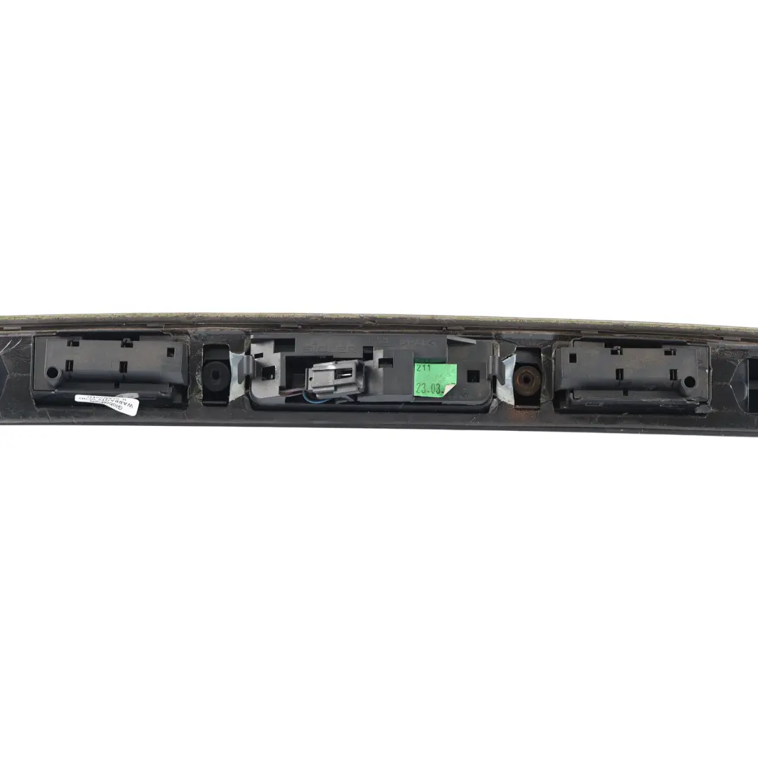 Klamka Pokrywy Bagażnika Listwa Biała do Mercedes W169 o numerze A1697401893 Mercedes W169 Klamka Pokrywy Bagażnika Listwa Biała - SKU A1697401893-3 - Numer Części A1697401893