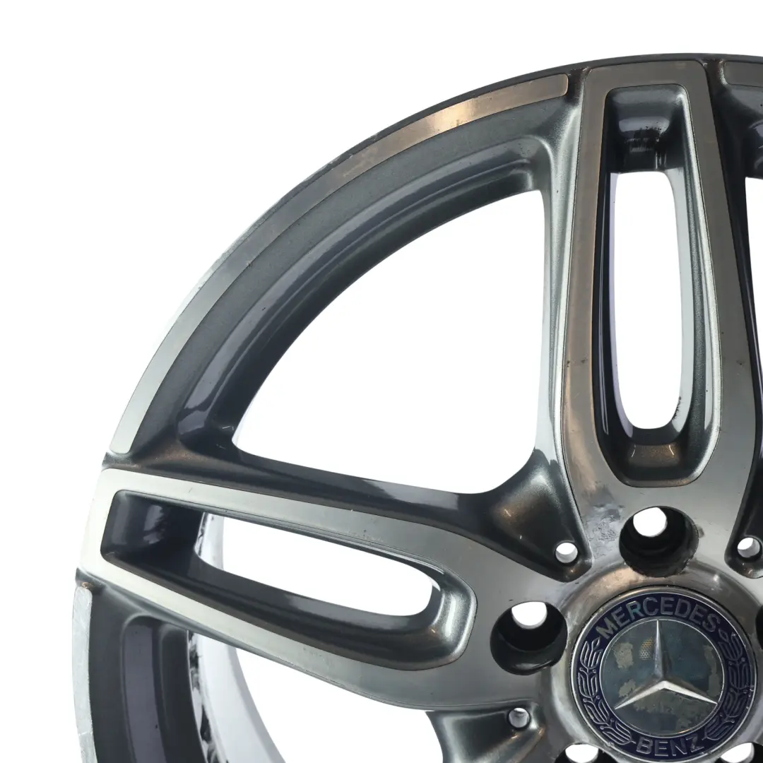 Llanta de aleación AMG 18" ET:52 7,5J 5 Radios dobles para Mercedes W176 con número de pieza A1764010700 Mercedes W176 Llanta de aleación AMG 18" ET:52 7,5J 5 Radios dobles - SKU A1764010700-1 - Número de pieza A1764010700