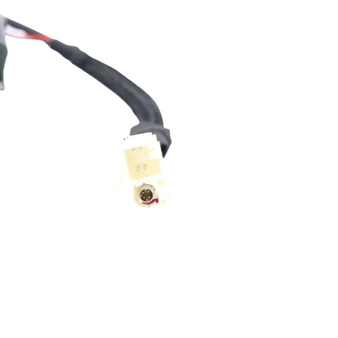 Uchwyt Klapy Pokrywa Rama Montażowa Panel A1667500993 do Mercedes W176 o numerze A1767500993 Mercedes W176 Uchwyt Klapy Pokrywa Rama Montażowa Panel A1667500993 - SKU A1767500993 - Numer Części A1767500993